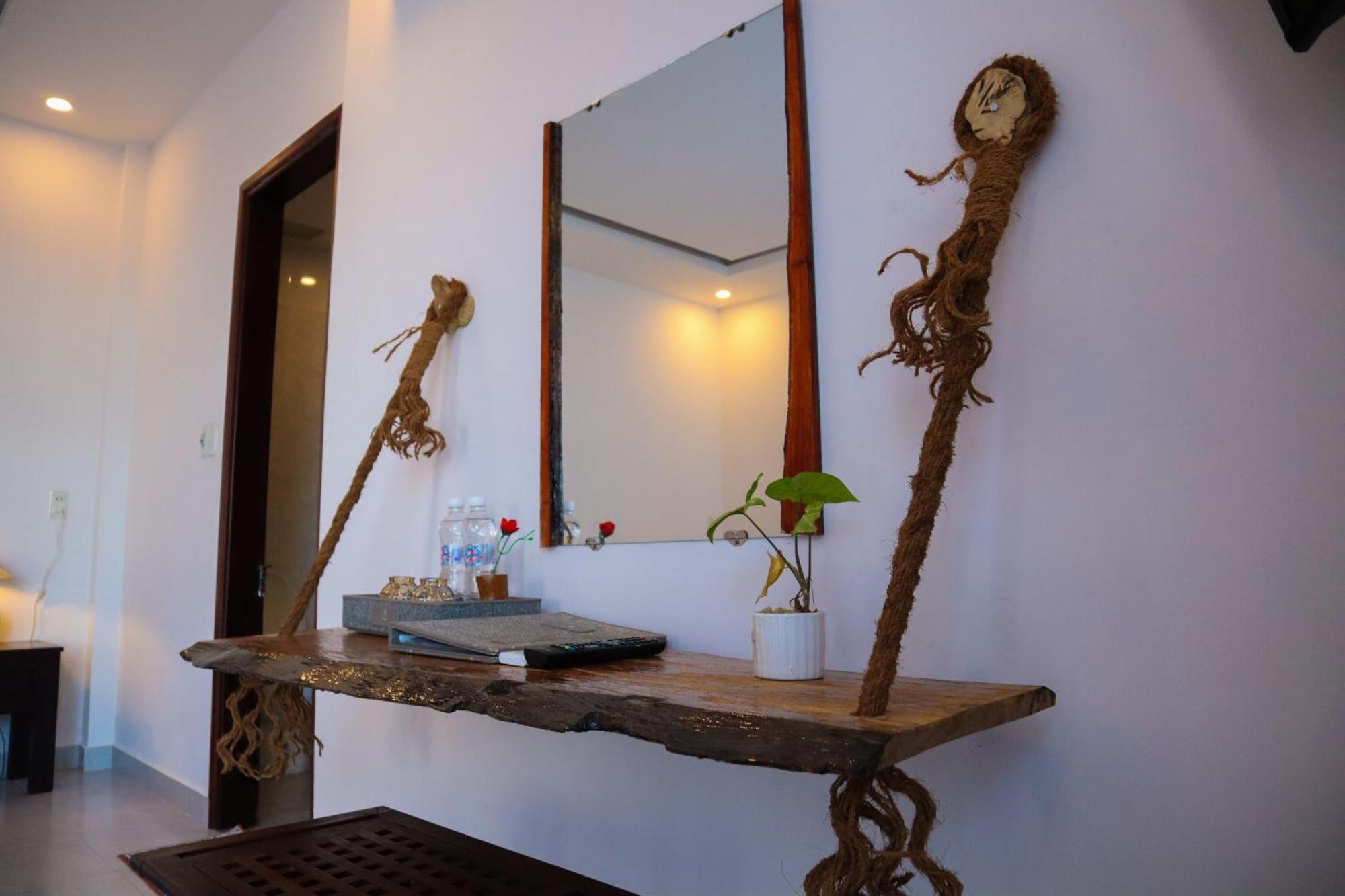 Khách sạn Vườn Cổ Tích 3*